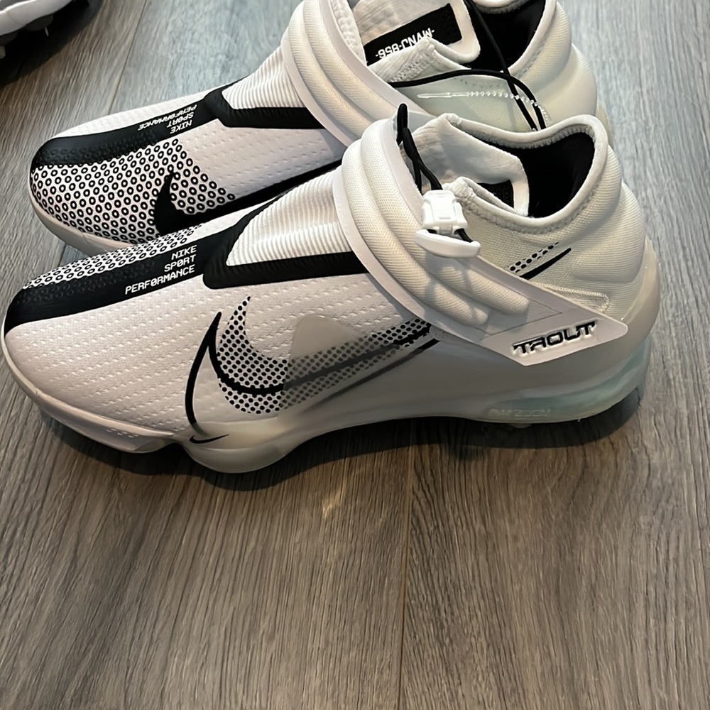 Brand new Nike sport performance Trout 7 MVNJ-856 baseball cleats - Picture 10 of 13